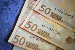 Crédit 8000 Euros Pas Cher Uniquement Les Meilleurs Taux Crédit 8000 Euros Pas Cher Uniquement